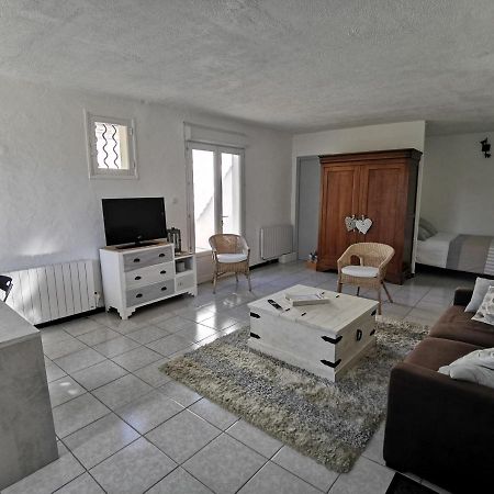 B&B Les Charmettes Vedène Extérieur photo