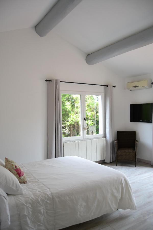 B&B Les Charmettes Vedène Extérieur photo